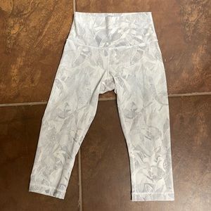 Lululemon cropped  legging’s